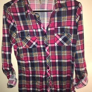 Women's Soft Lightweight Plaid Button Down